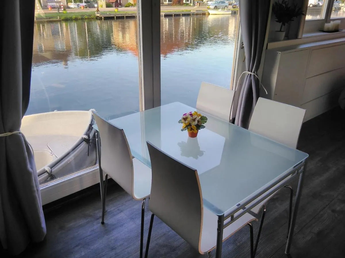 Boathouse Amsterdam With Bikes Bed & Breakfast Netherlands